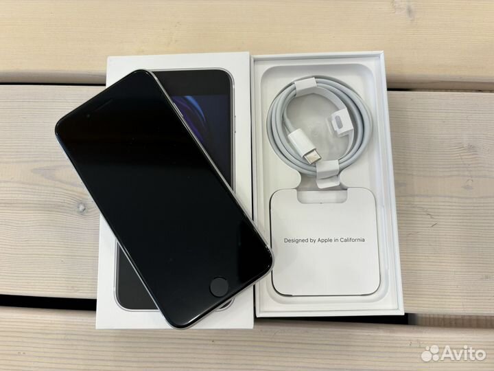 iPhone SE (2020), 128 ГБ