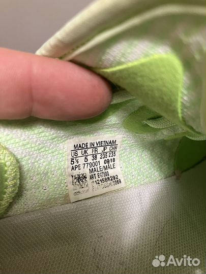 Кроссовки adidas yeezy boost