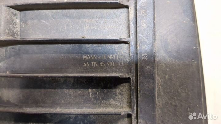 Корпус воздушного фильтра Volkswagen Touran, 2004