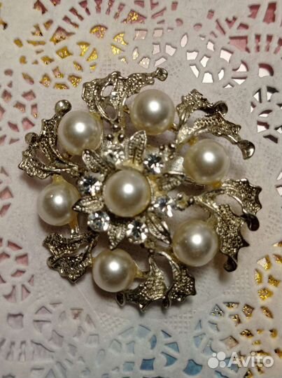 Броши, серьги, зажим для платка винтаж