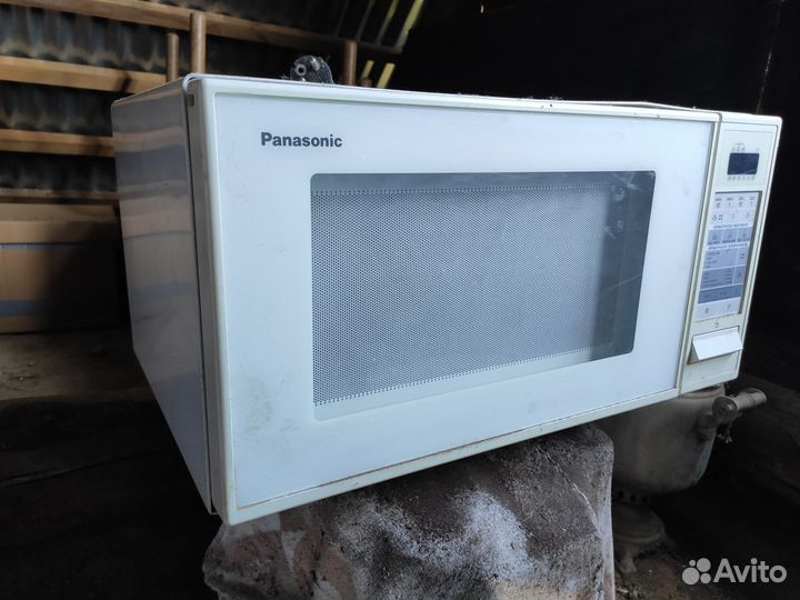 Микроволновая печь Panasonic NN-GT261W