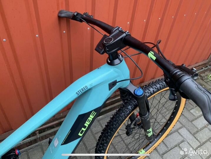 Cube Stereo hybrid 120 / 625