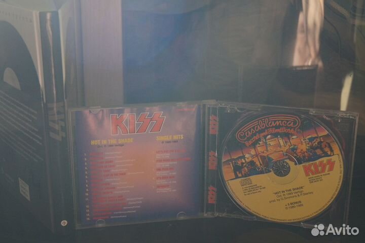 Kiss книга + CD Kiss + CD Ace Frehley(ex kiss)