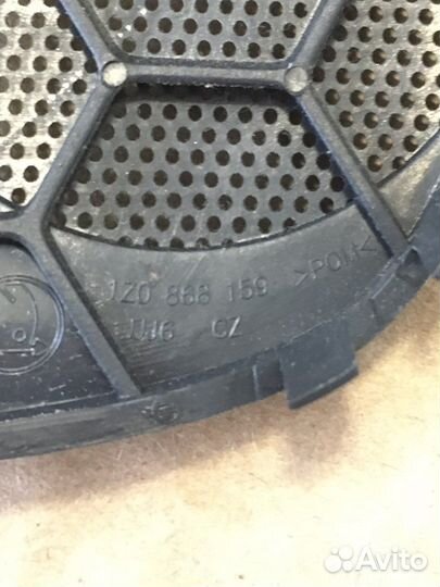 Решетка динамика задняя Skoda Octavia A5 (3371)