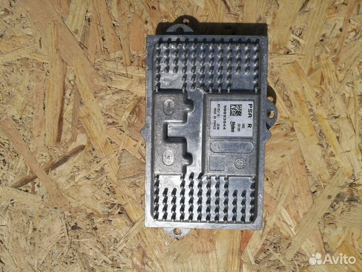 Блок розжига ксенона Peugeot 3008 2 2019