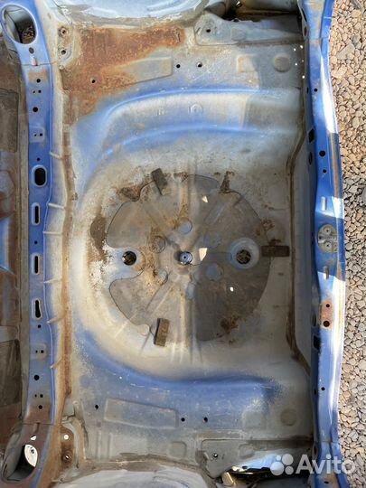 Заднее крыло тойота королла спасио