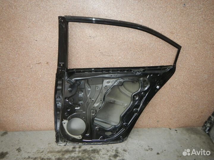 Дверь задняя правая Toyota Corolla