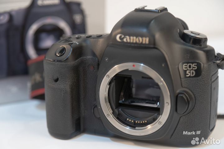 Canon 5D mark III body