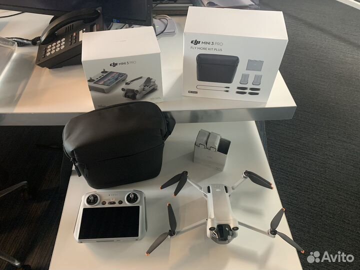 DJI Mini 3 Pro (DJI RC)(GL) + Fly More Kit Plus