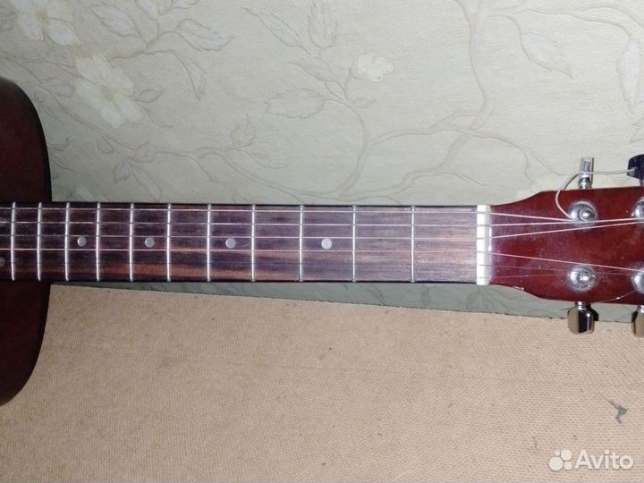 Гитара акустическая