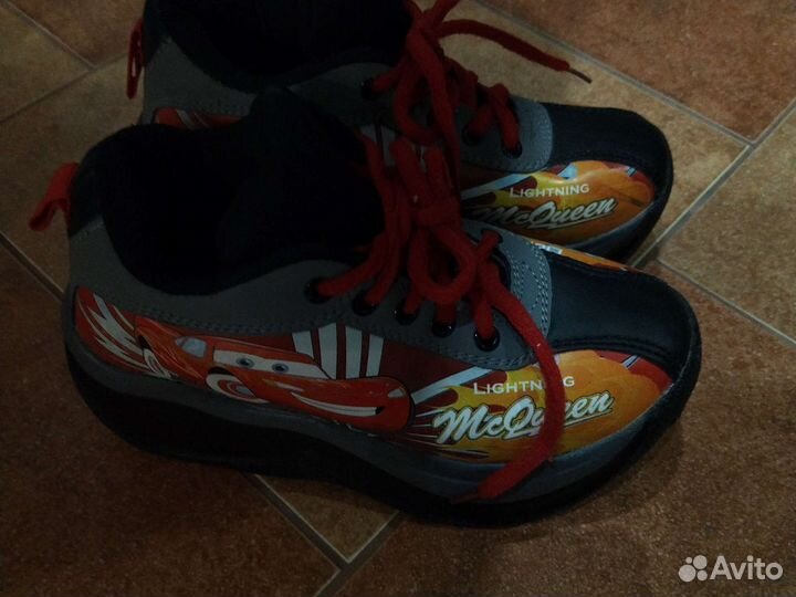 Ролики ботинки состояние отличное