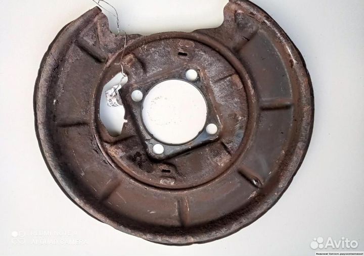 Щит опорный задний левый Mercedes-Benz B-Class