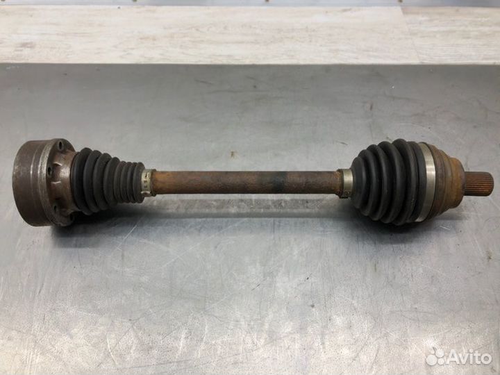 Полуось передний левый Volkswagen Jetta 5 седан