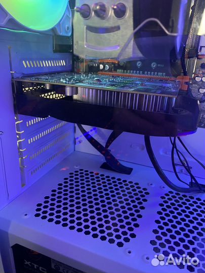 Видеокарта GTX 1050