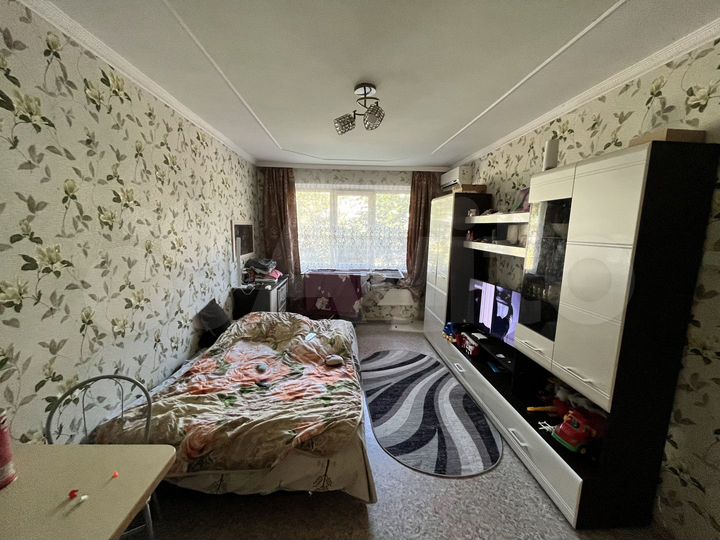 2-к. квартира, 48 м², 1/5 эт.