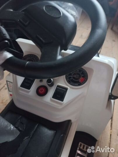 Детский электромобиль