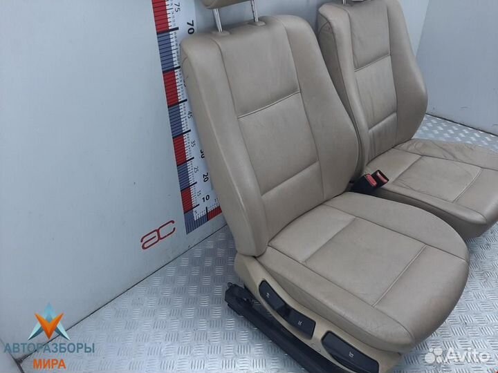 Салон (комплект сидений) BMW 3 E46 2002