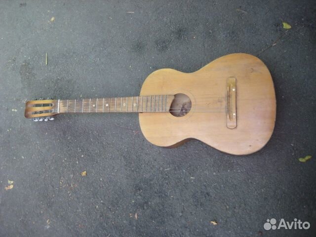 Акустическая Гитара