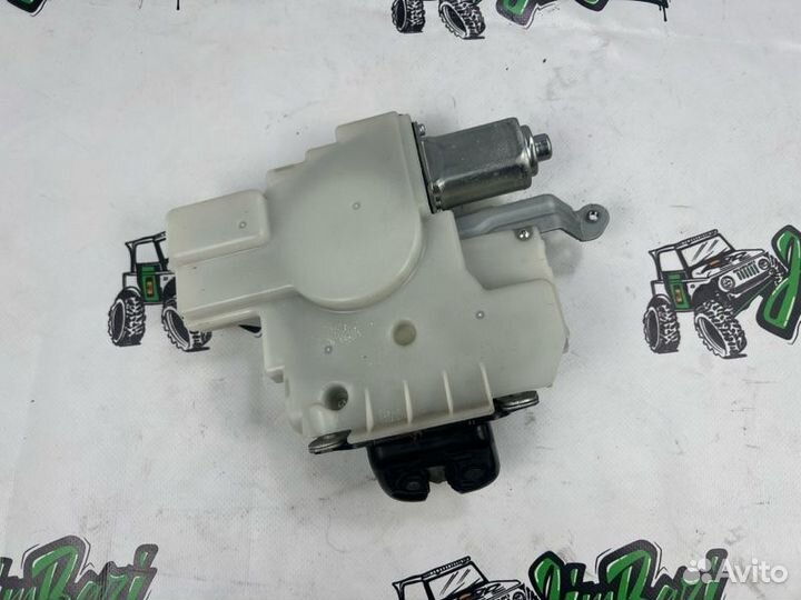 Замок двери багажника Infiniti Qx56 Z62 VK56VD