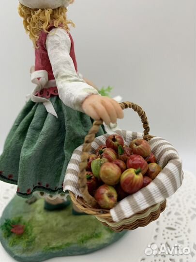 Девочка с гусиком ватная игрушка