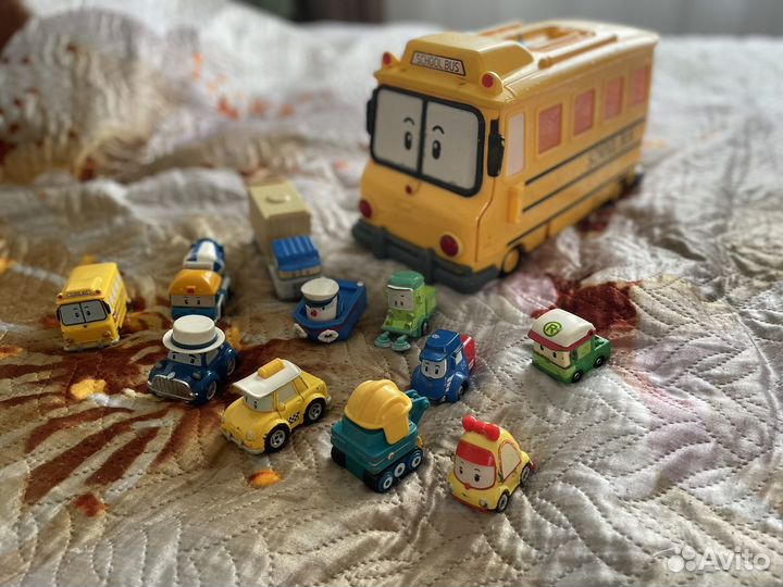 Робокар поли