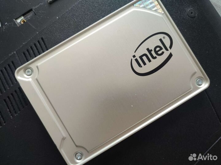 Игровой ноутбук Asus G751JM 17.3