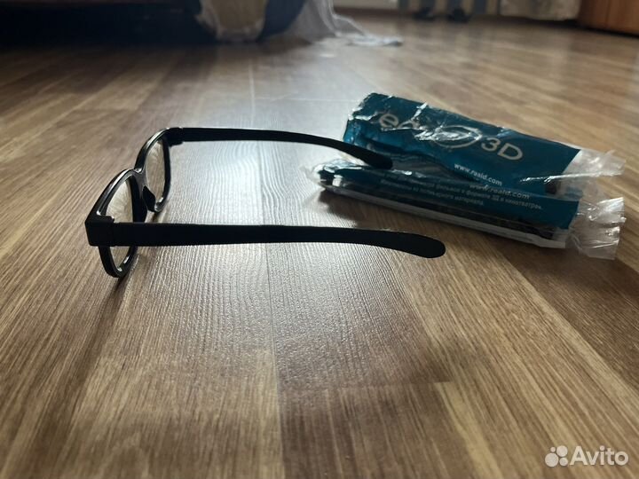Очки стереоскопические