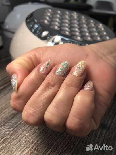 Услуги маникюра на дому