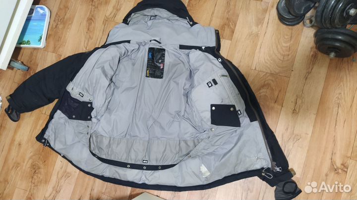 Сноубордическая куртка bonfire M