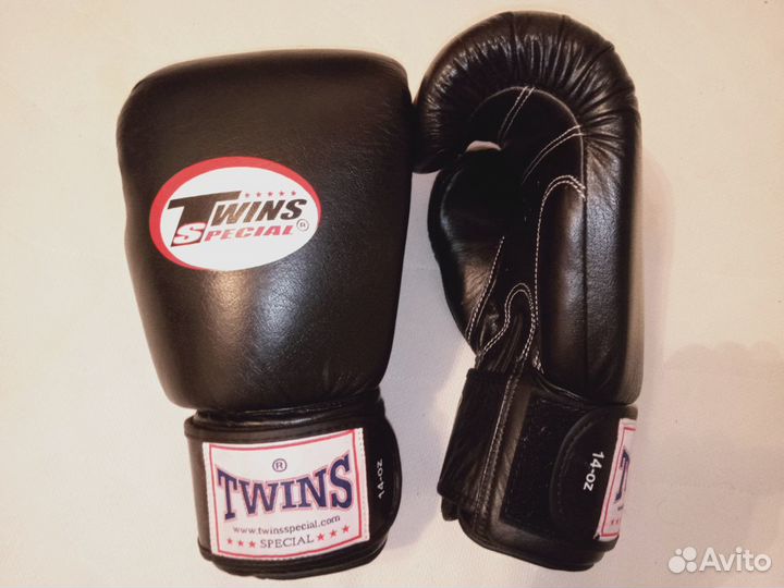 Перчатки боксёрские