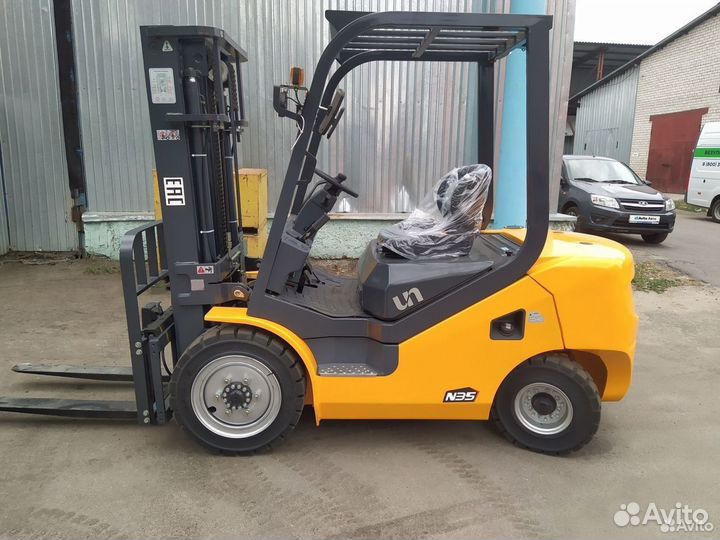 Вилочный погрузчик UN Forklift FG35, 2024