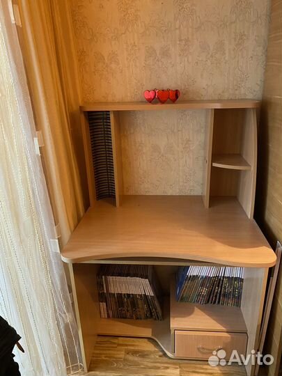 Компьютерный стол новый