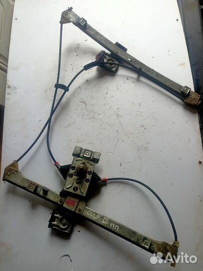 Стеклоподъемник передний правый VW Golf 3 купе