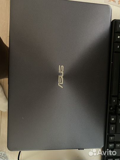 Ноутбук asus