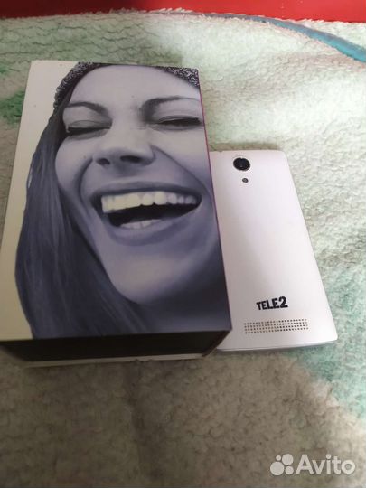 Телефон Tele 2 Android (2 сим)