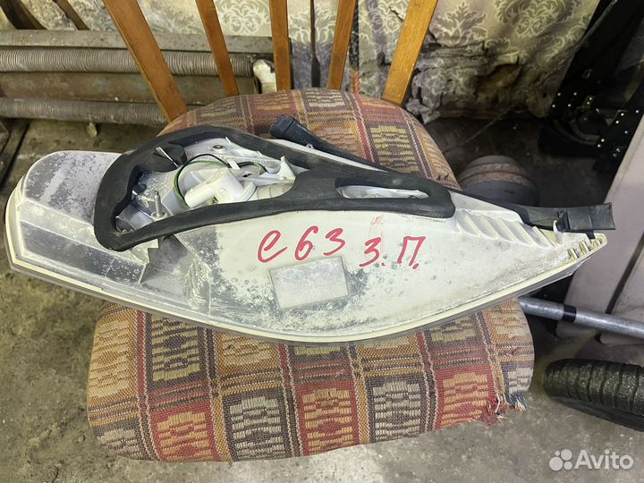 Задний правый фонарь bmw e63