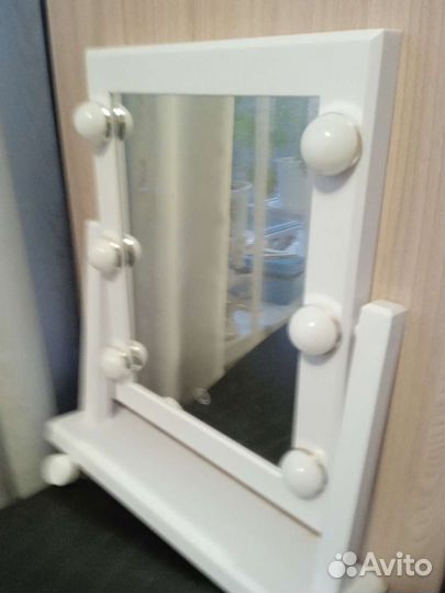 Зеркало на батарейках