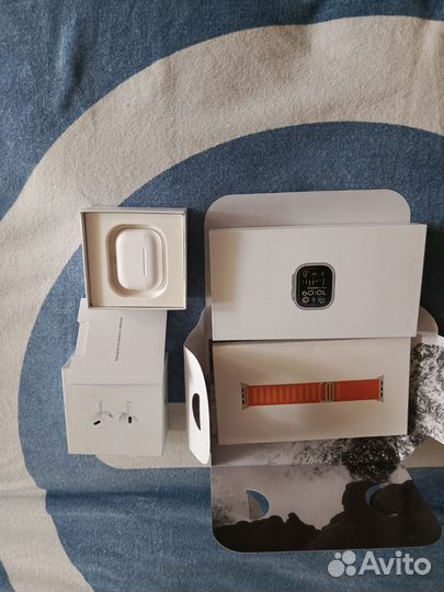 Apple Watch Ultra 2 Titanium Case