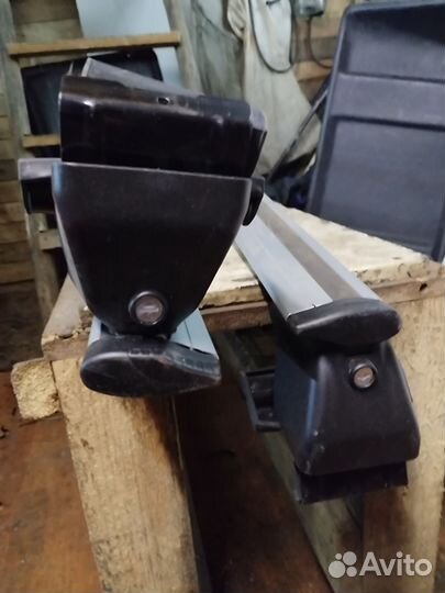 Продам рейлинги на плоскую крышу