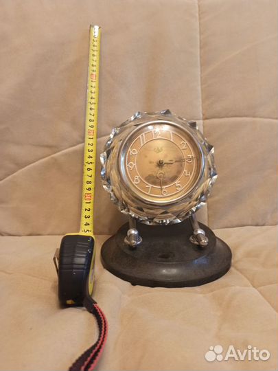 Часы настольные СССР механические