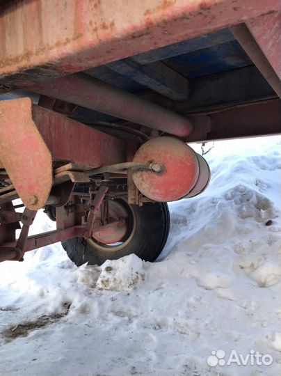 Прицеп тракторный 2ПТС-4,5 8549, 2015