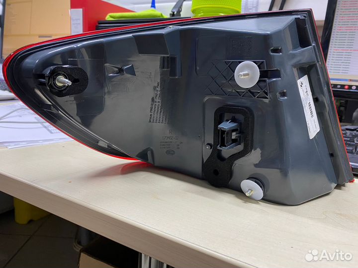 Фонарь задний правый BMW F10 до рест новый