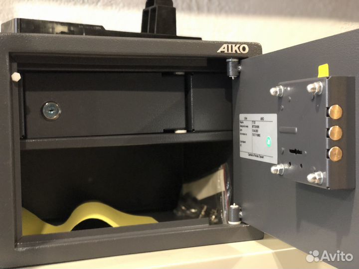 Сейф офисный, домашний, маленький, пистолетный