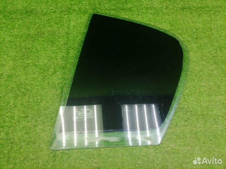 Стекло заднее левое Opel Astra H 2005-2014