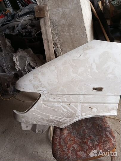 Крыло мерседес спринтер