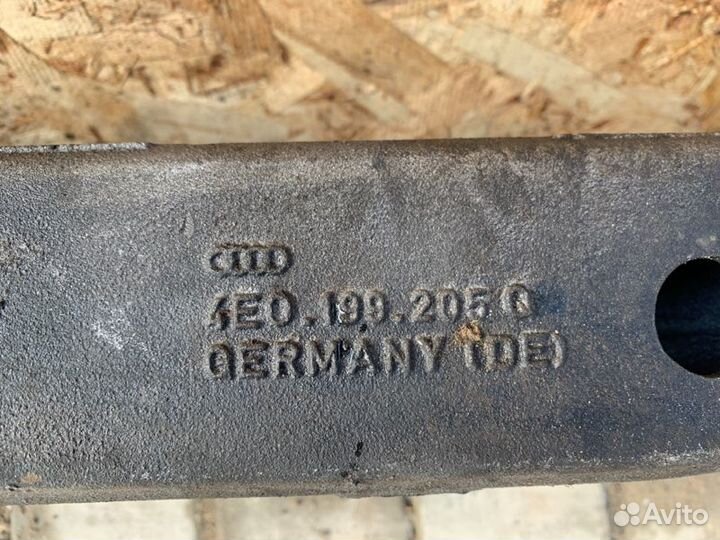 Балка подмоторная Audi A8 D3 2005-2007