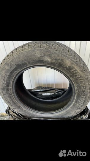 Bridgestone Blizzak DM-V2 265/65 R17 112R