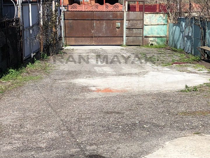 Дом 198,3 м² на участке 17,7 сот.