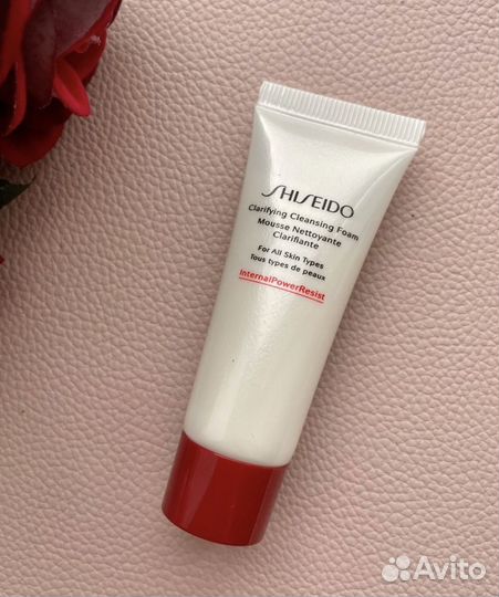 Shiseido claryfing cleancong foam для умывания