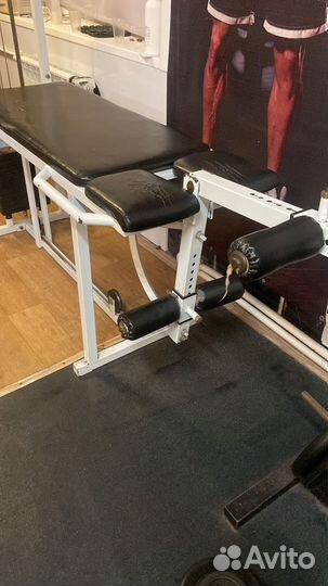Тренажер для сгибания,разгибания ног